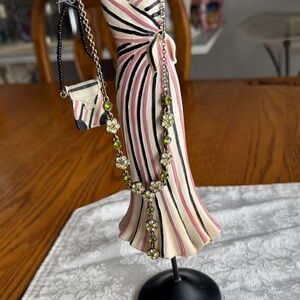 2028 Sparkly Floral Necklace with varied Green tones -NWOT